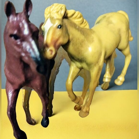 VINTAGE  playschool rubber HORSES - Picture 3 of 7